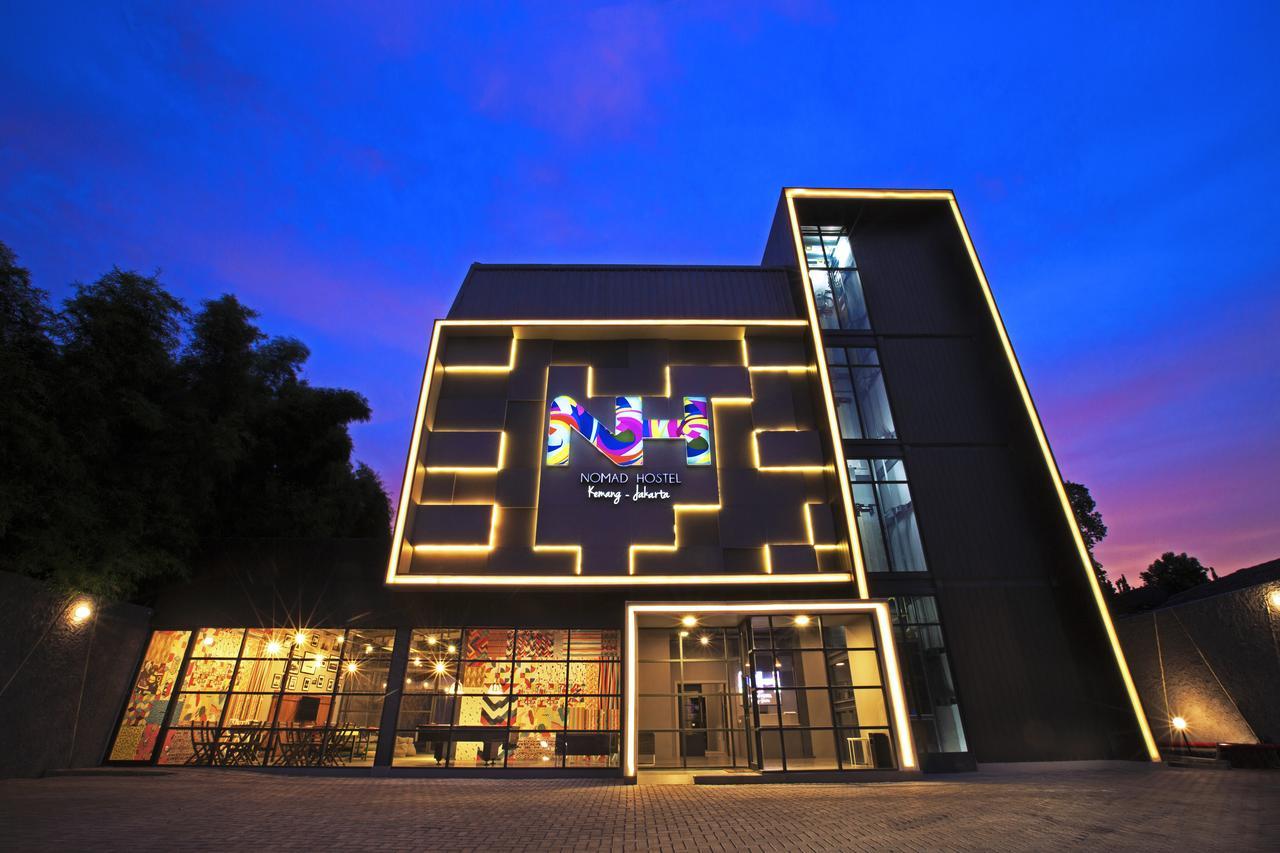 Nomad Hostel Kemang Jakarta Exterior foto